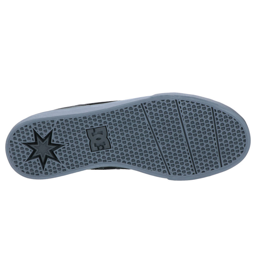 DC Shoes Switch Zwarte Skatesneakers in daim (263841)