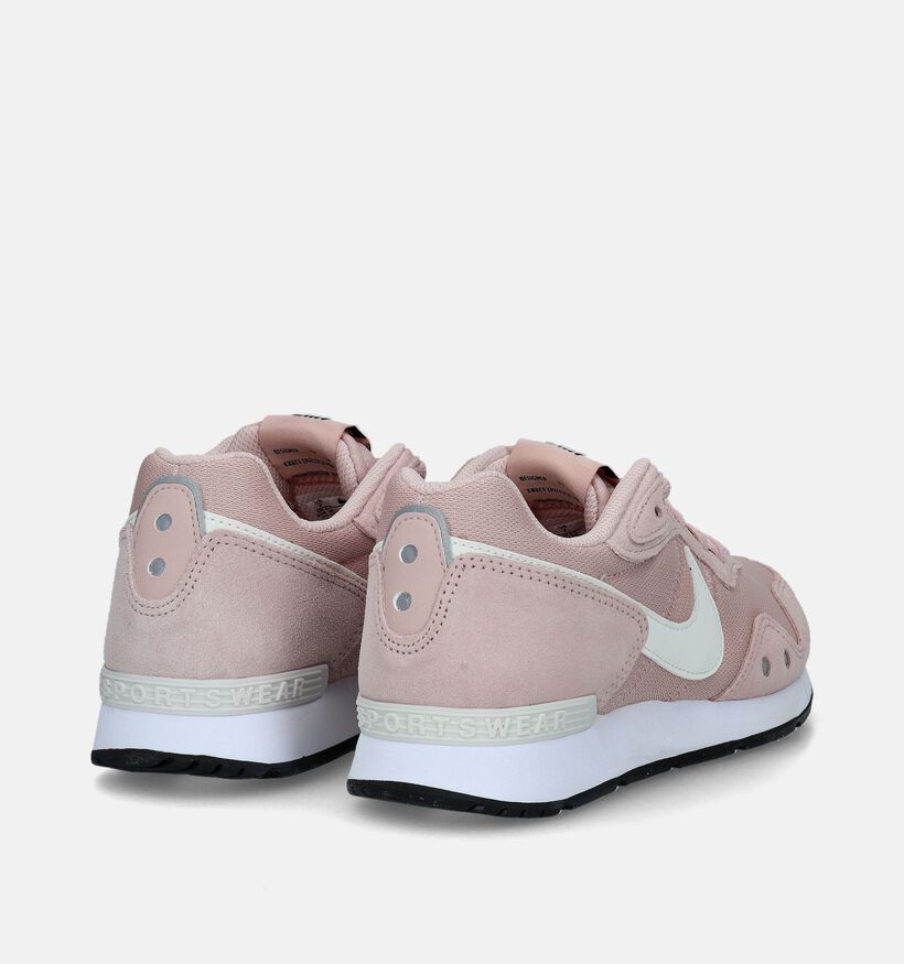 Nike Venture Runner Baskets en Rose pour femmes (332425)