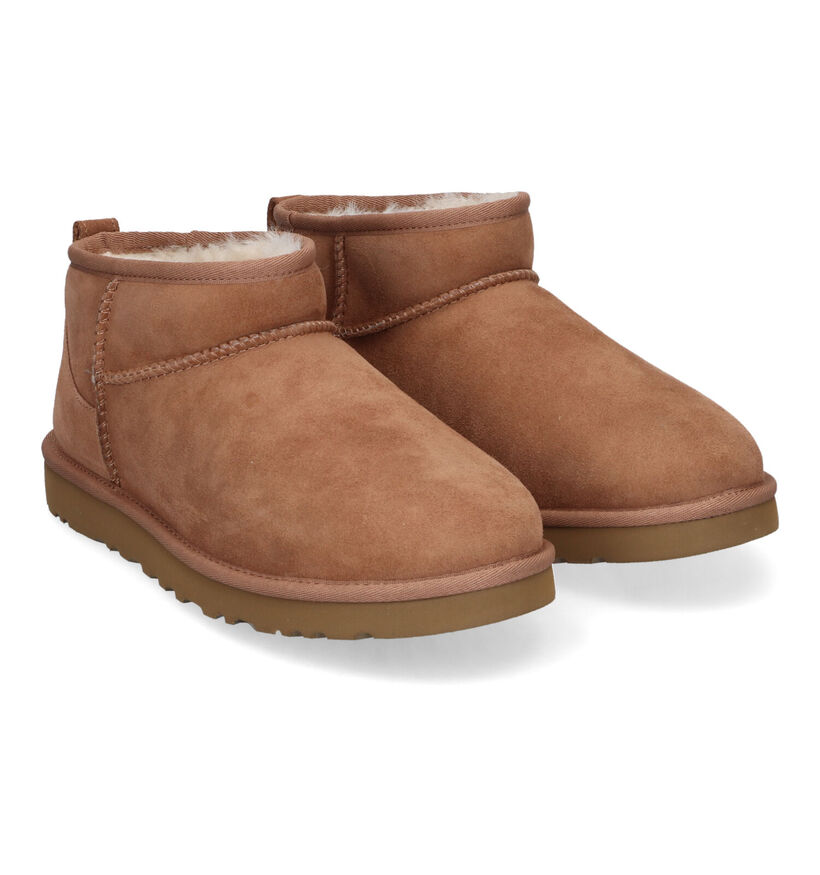 UGG Classic Ultra Mini Bottes en Cognac pour hommes (313989)