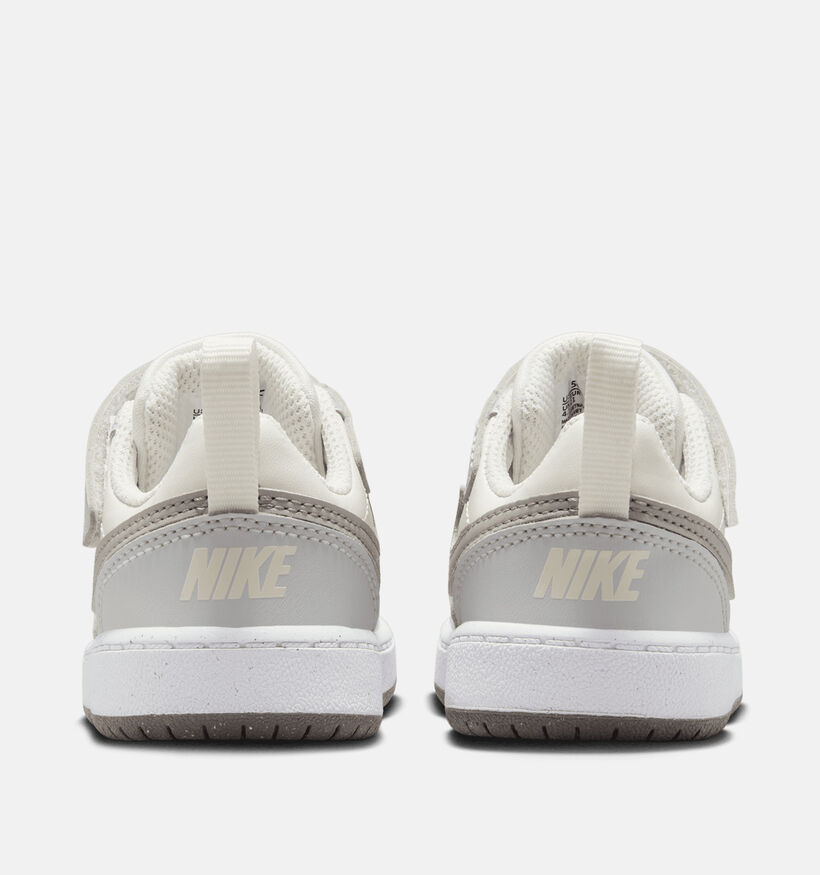 Nike Court Borough Low 2 Baskets basses en Taupe pour garçons, filles (357234)