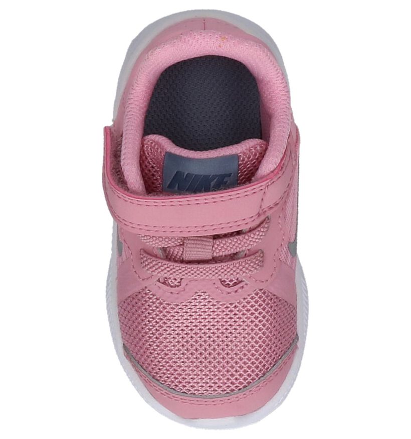 Babysneakers Lichtroze Nike Downshifter 8 in stof (222225)