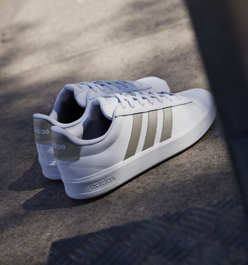 adidas Grand Court 3.0 Witte/Gouden Sneakers voor dames (372606) - geschikt voor steunzolen