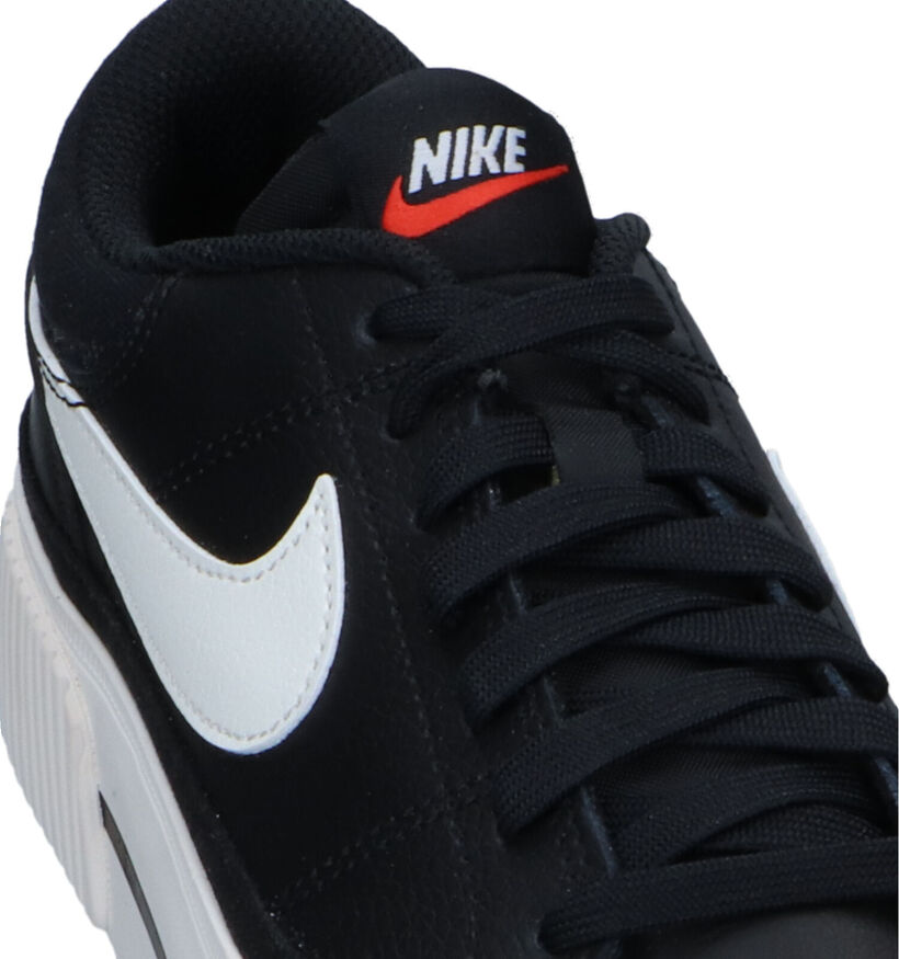 Nike Court Legacy Lift Baskets plateforme en Noir pour femmes (324635) - pour semelles orthopédiques