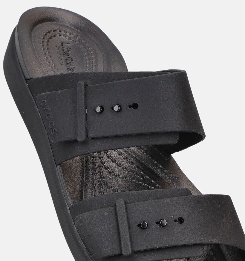Crocs Brooklyn Buckle Low Claquettes en Noir pour femmes (369974)