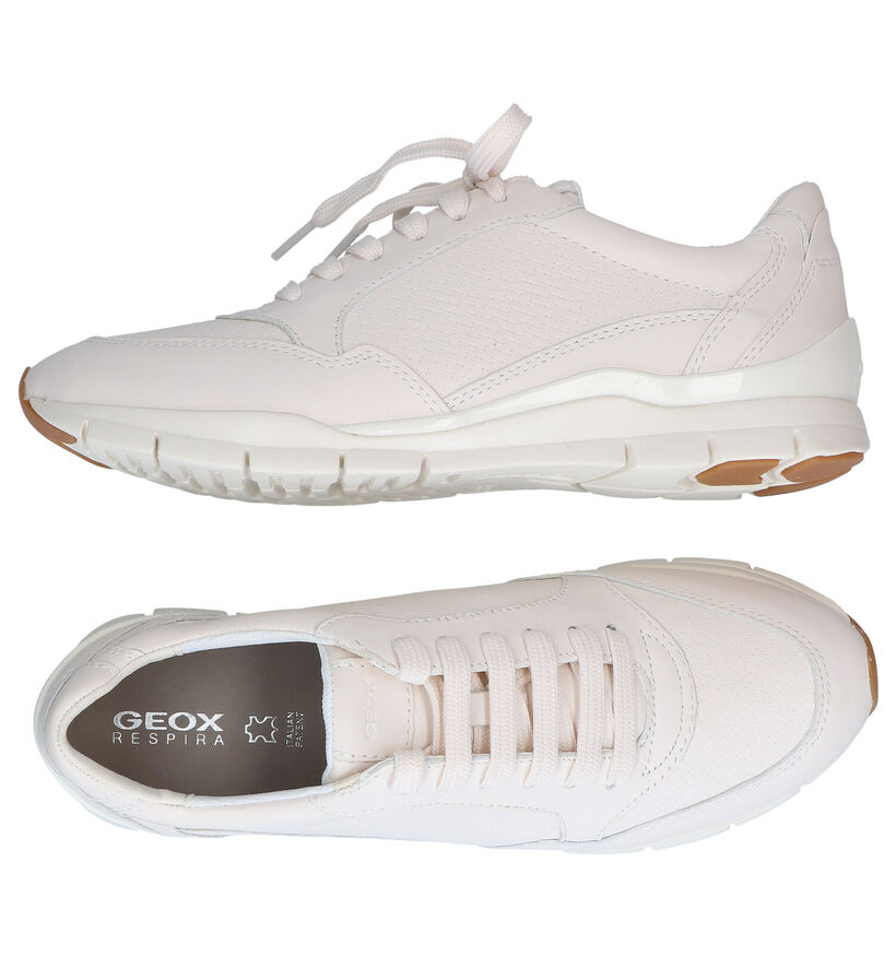 Geox Sukie Witte Veterschoenen in leer (285590)