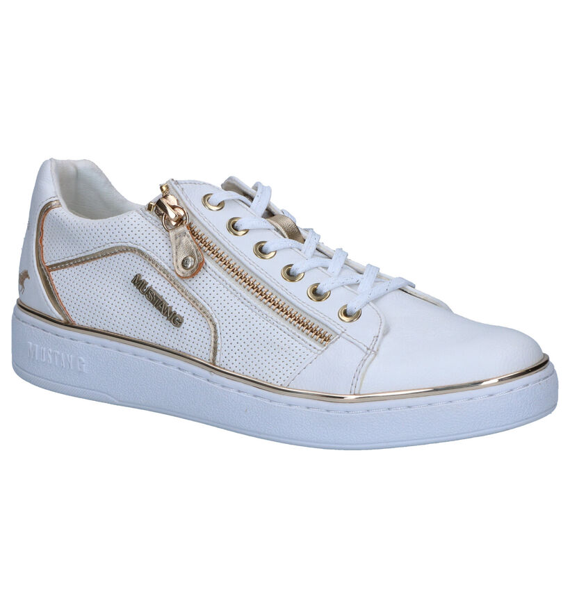 Mustang Witte Sneakers in kunstleer (305348)