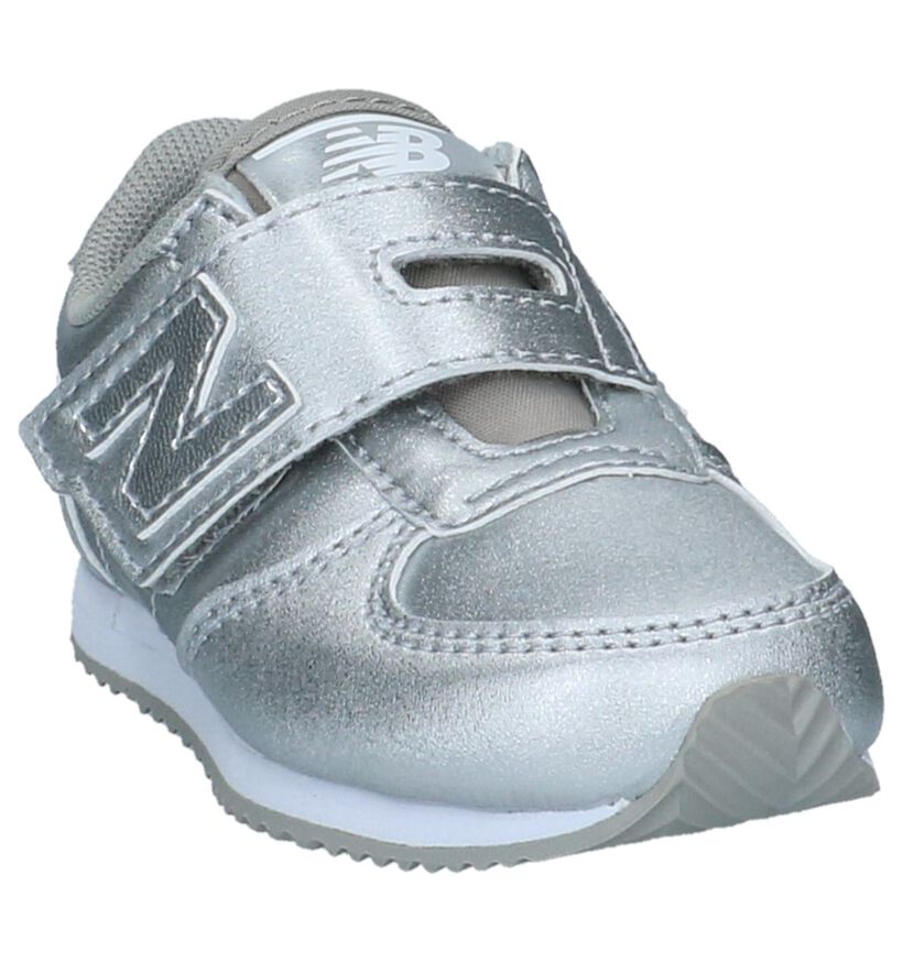 Zilveren Babysneakers New Balance KV 220 in kunstleer (222832)