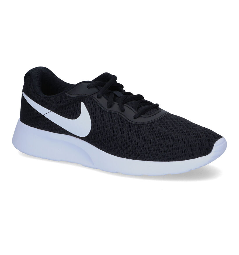 Nike Tanjun Baskets en Noir pour hommes (309098)