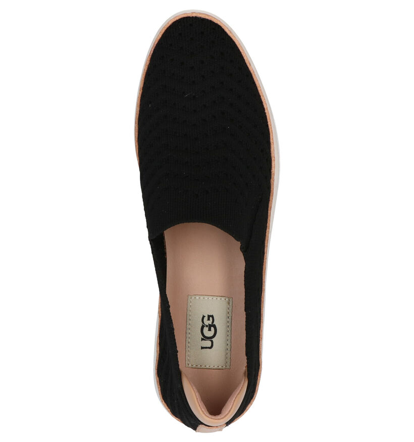 UGG Chaussures slip-on en Noir en textile (266814)