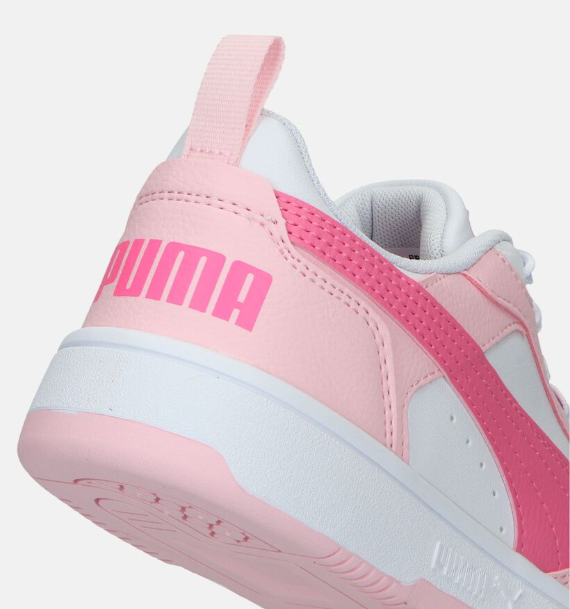 Puma Rebound V6 Lo Baskets en Rose pour filles (334483) - pour semelles orthopédiques