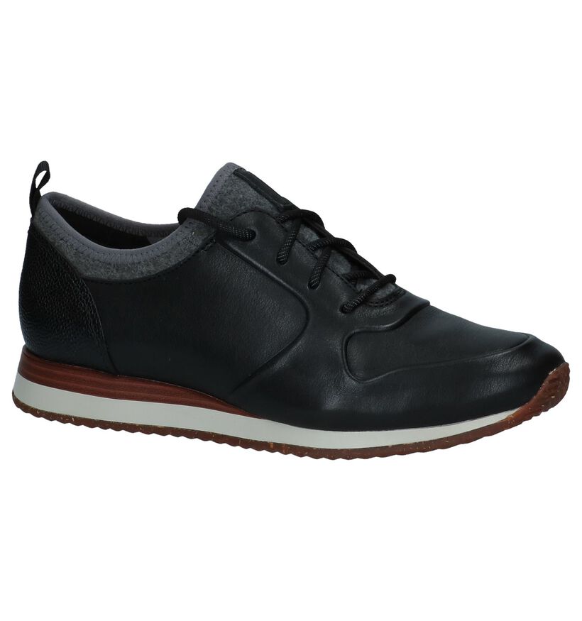 Clarks Chaussures à lacets en Noir en cuir (226537)