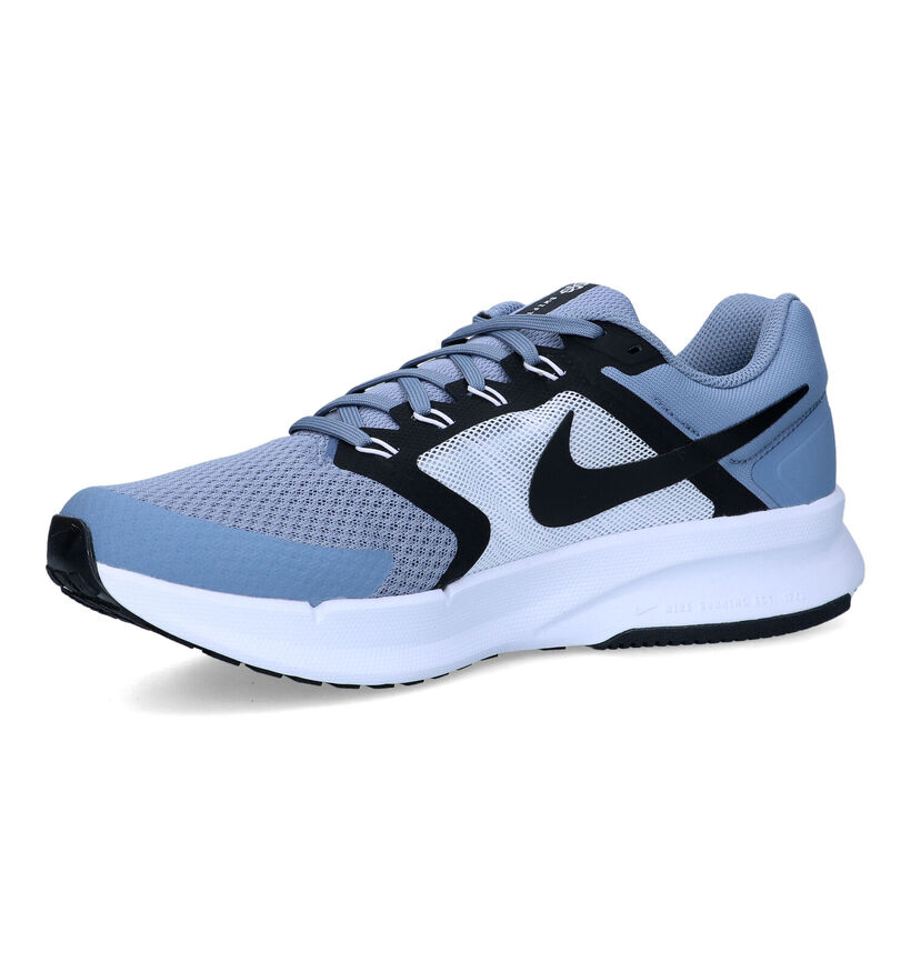 Nike Run Swift 3 Baskets en Gris pour hommes (319411)