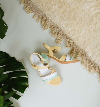 Marco Tozzi Sandalen Geel