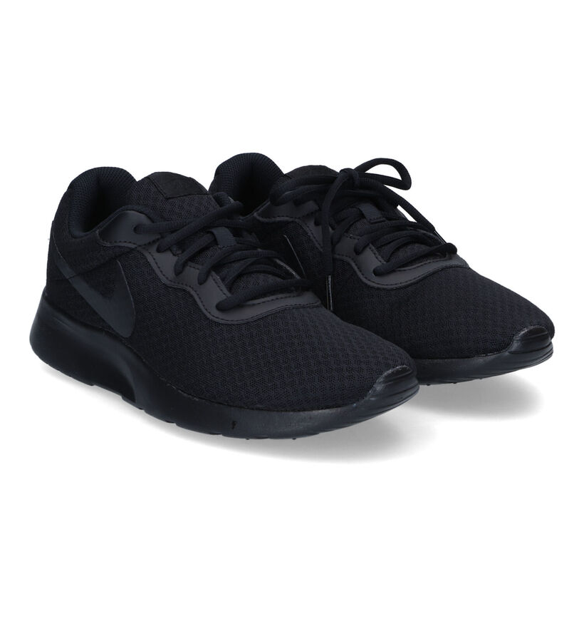 Nike Tanjun Zwarte Sneakers voor heren (309098)