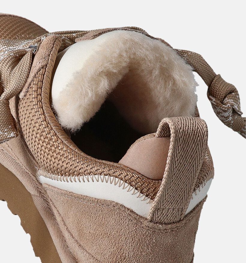 UGG Lowmel Baskets en Beige pour femmes (352813) - pour semelles orthopédiques
