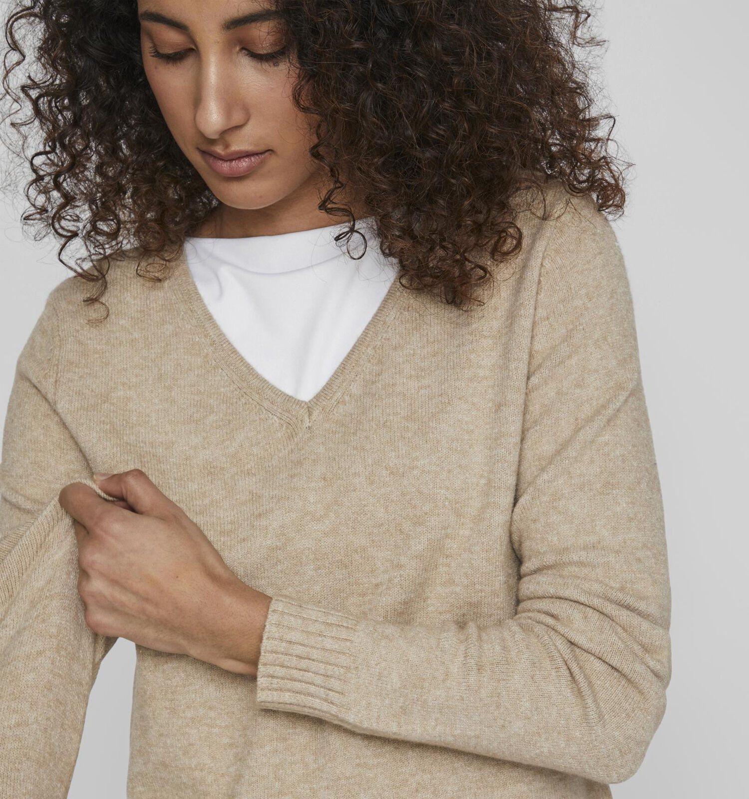 Beige trui v hals dames deals