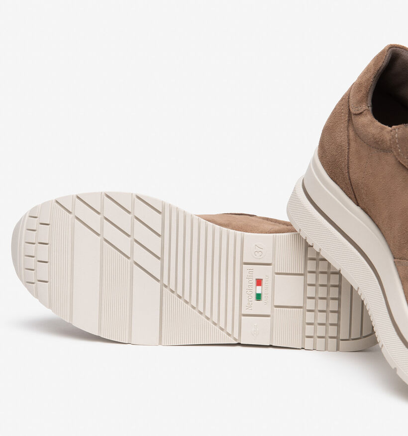 NeroGiardini Baskets en Beige fonc&eacute; pour femmes (379436) - pour semelles orthop&eacute;diques