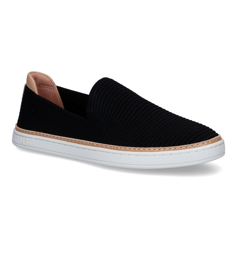 UGG Sammy Wavy Chaussures sans lacets en Noir en textile (303425)