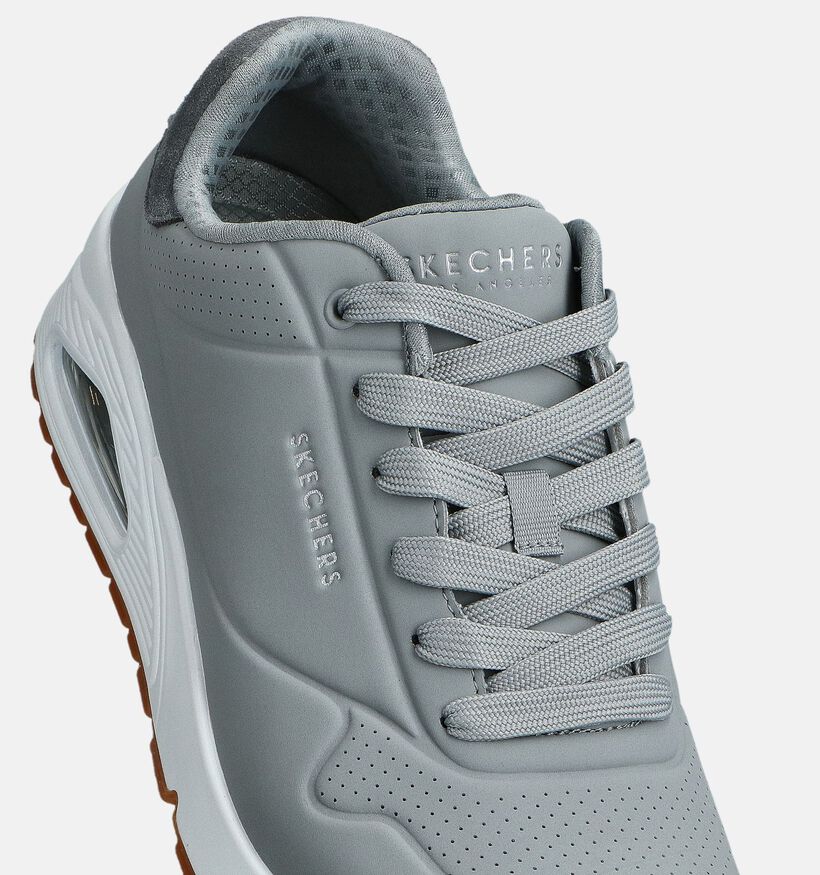 Skechers Uno Suited On Air Baskets en Gris pour hommes (371060)