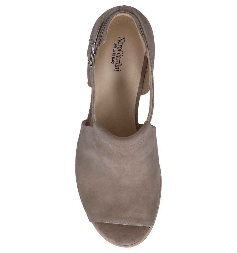 Taupe Enkelpumps NeroGiardini in daim (259894)