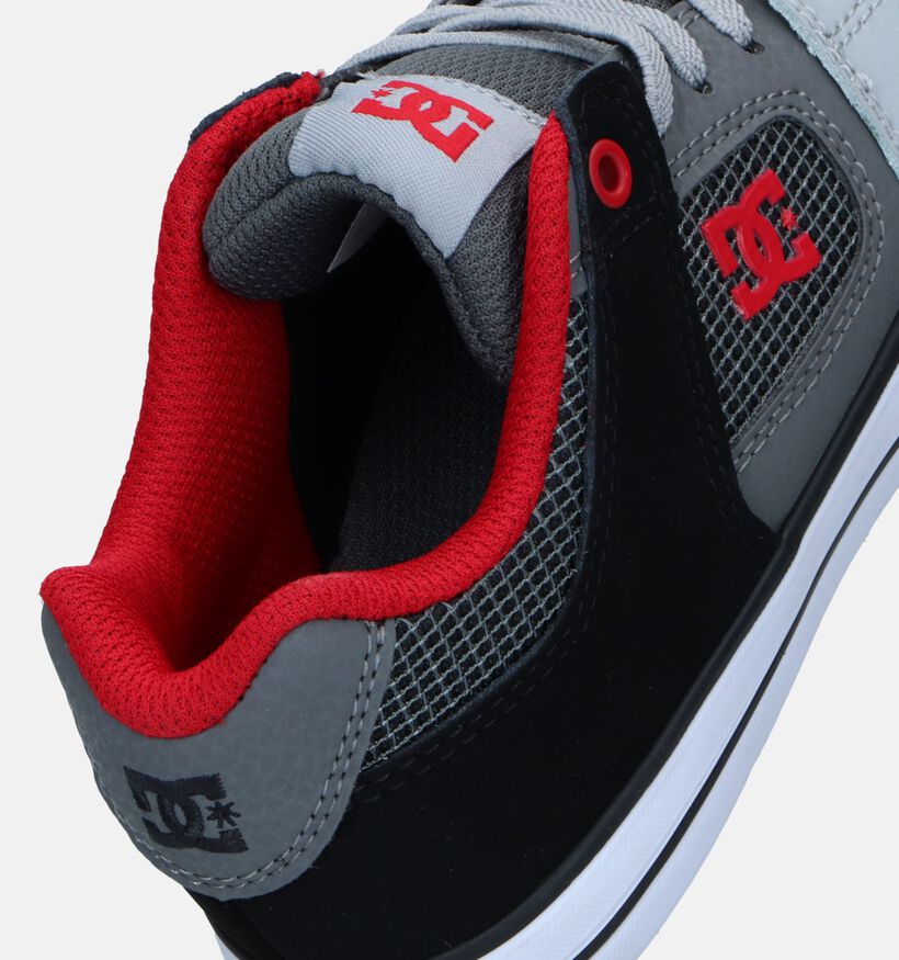 DC Shoes Pure Baskets de skate en Gris pour garçons (334935)