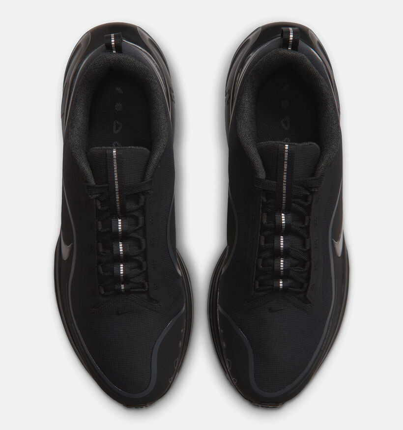 Nike Revolution 8 Utility Baskets en Noir pour hommes (380387)