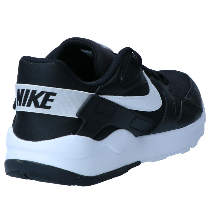 Nike Victory Zwarte Sneakers in kunstleer (261689)