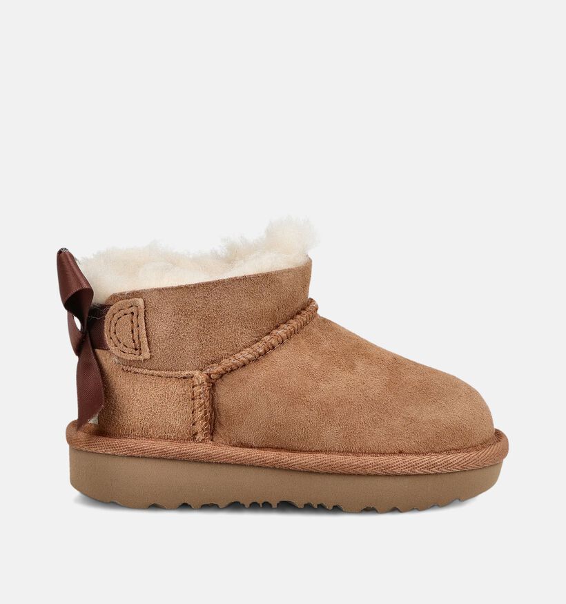 UGG Ultra Mini Bailey Bow Bottes d'hiver en Cognac pour filles (377994)