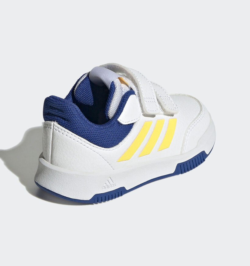 adidas Tensaur Sport 2.0 CF Baskets pour b&eacute;b&eacute; en Blanc pour filles, gar&ccedil;ons (334842) - pour semelles orthop&eacute;diques