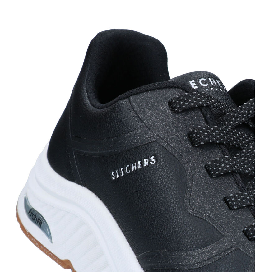 Skechers Arch Fit S-Miles Zwarte Sneakers voor dames (326239) - geschikt voor steunzolen