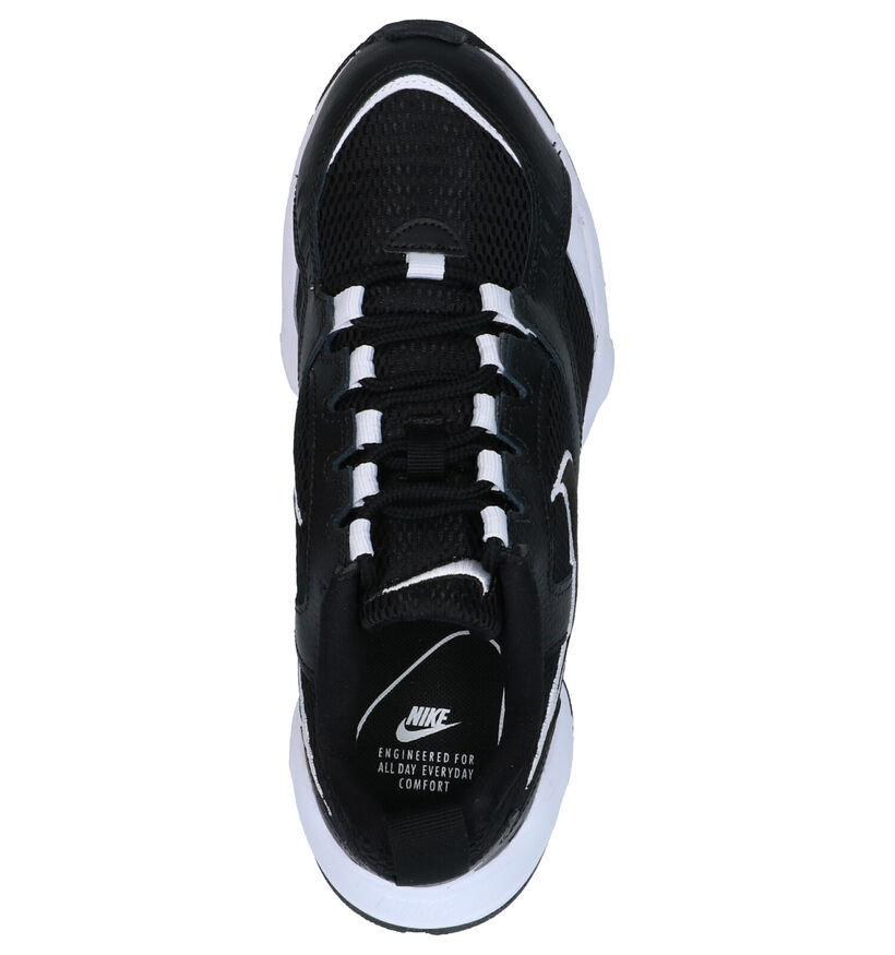 Nike Air Heights Zwarte Sneakers in stof (265923)