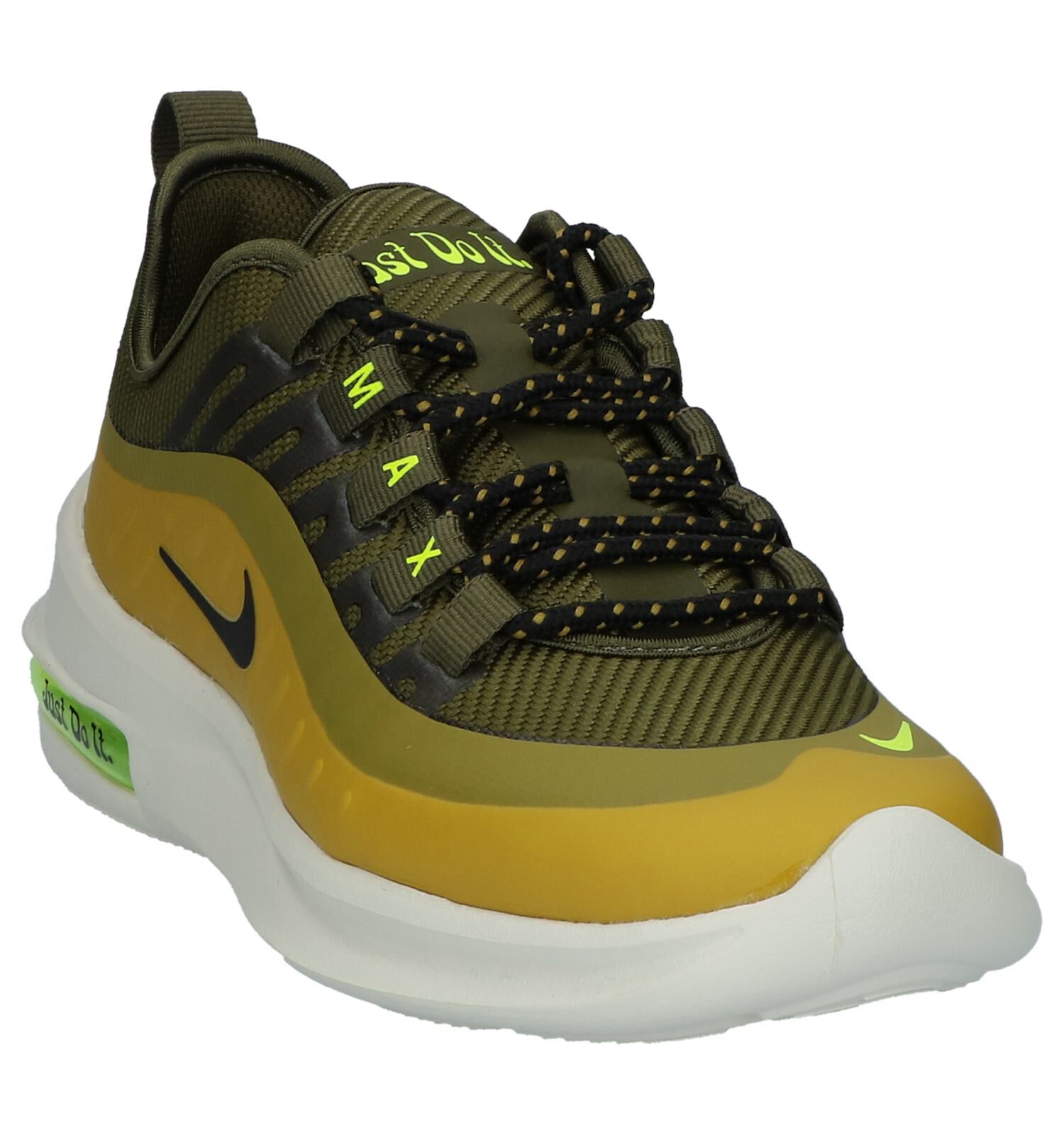 groene nike schoenen