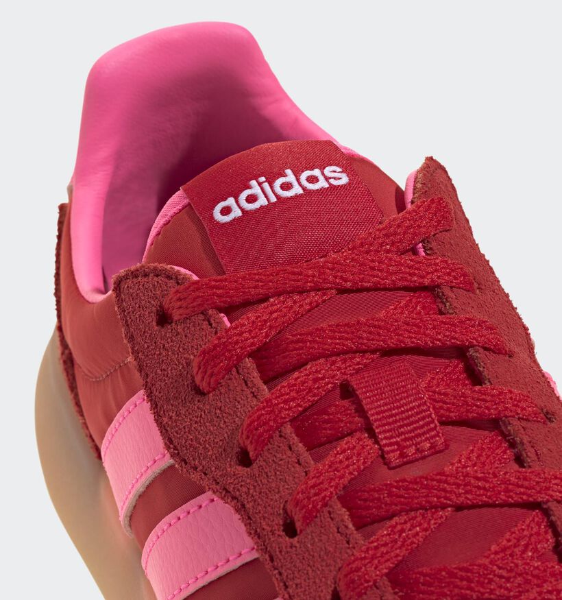 adidas Barreda Baskets basses en Blanc Barreda Decode Baskets basses en Rouge pour filles (365382) - pour semelles orthopédiques