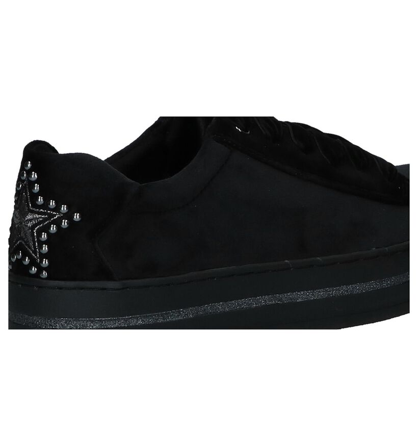 Marco Tozzi Velours Zwarte Sneakers in velours (226334)