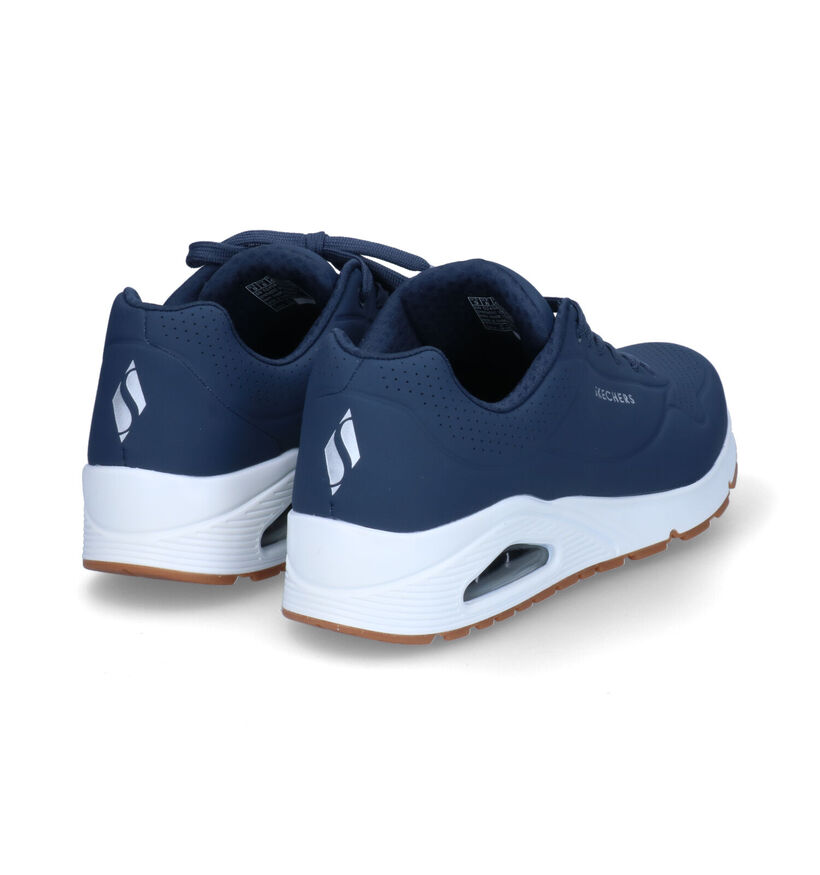 Skechers Uno Stand On Air Baskets en Noir pour hommes (359746)