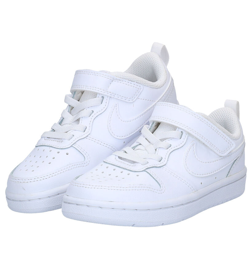 Nike Court Borough Low Baskets en Blanc en cuir (293604)