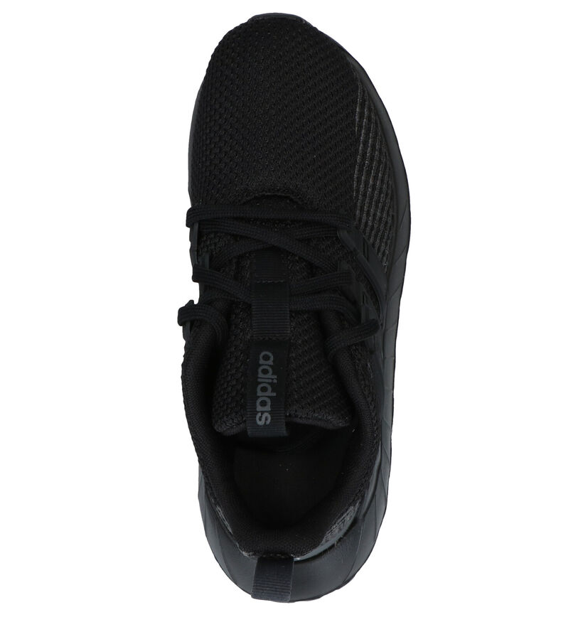 adidas Questar Flow Zwarte Sneakers in stof (273497)