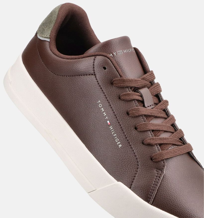 Tommy Hilfiger Court Leather Chaussures plates en Brun fonc&eacute; pour hommes (378161) - pour semelles orthop&eacute;diques