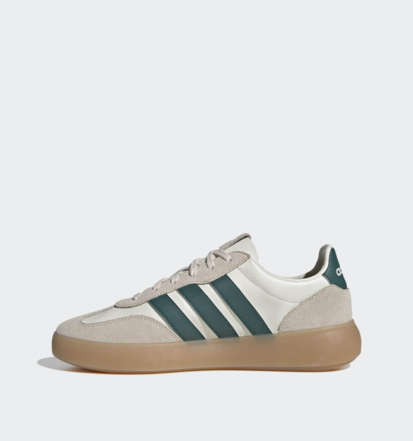 adidas Barreda Decode Baskets basses en Beige pour hommes (372945)