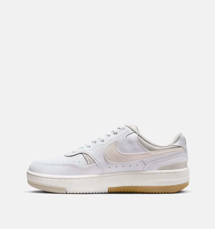 Nike Gamma Force Baskets en Blanc pour femmes (350454)