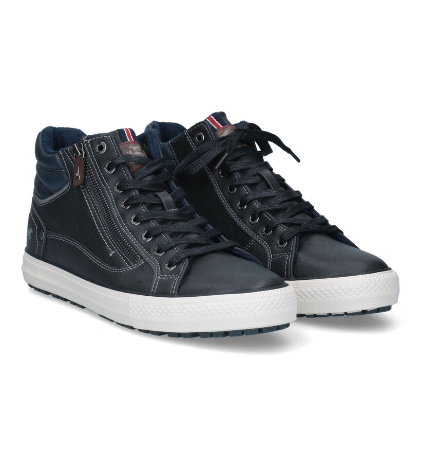 Mustang Chaussures hautes en Brun foncé pour hommes (329590)