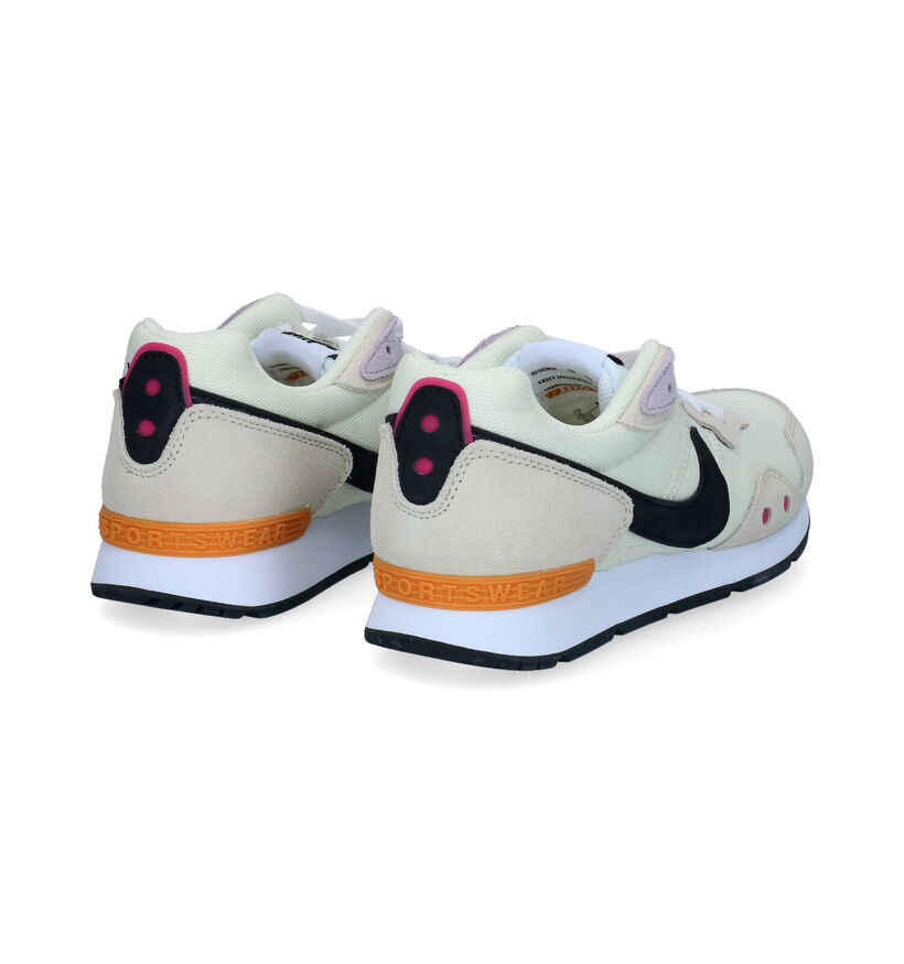 Nike Venture Runner Zwarte Sneakers in nubuck (316793)