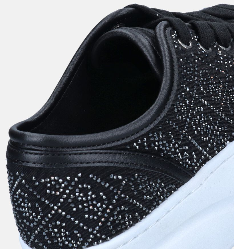 Guess Queeny Baskets en Noir pour femmes (343182) - pour semelles orthopédiques