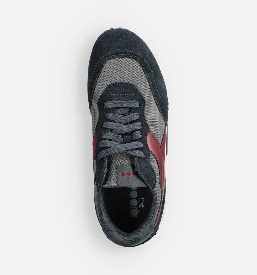 Diadora Race NY Baskets basses en Gris/Bordeaux pour hommes (361377)
