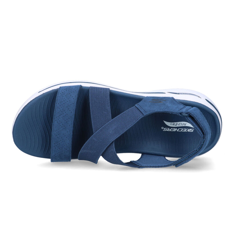 Skechers Go Walk Arch Fit Treasured Sandales en Bleu pour femmes (338829)