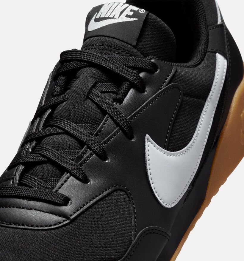 Nike Terra Manta Baskets basses en Noir pour hommes (364673) - pour semelles orthopédiques