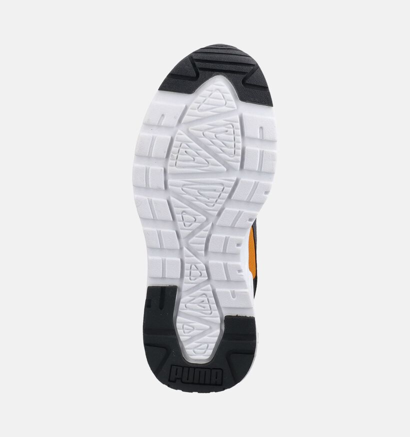 Puma Trinity 2 LT Baskets en Noir/Orange pour gar&ccedil;ons (375564) - pour semelles orthop&eacute;diques