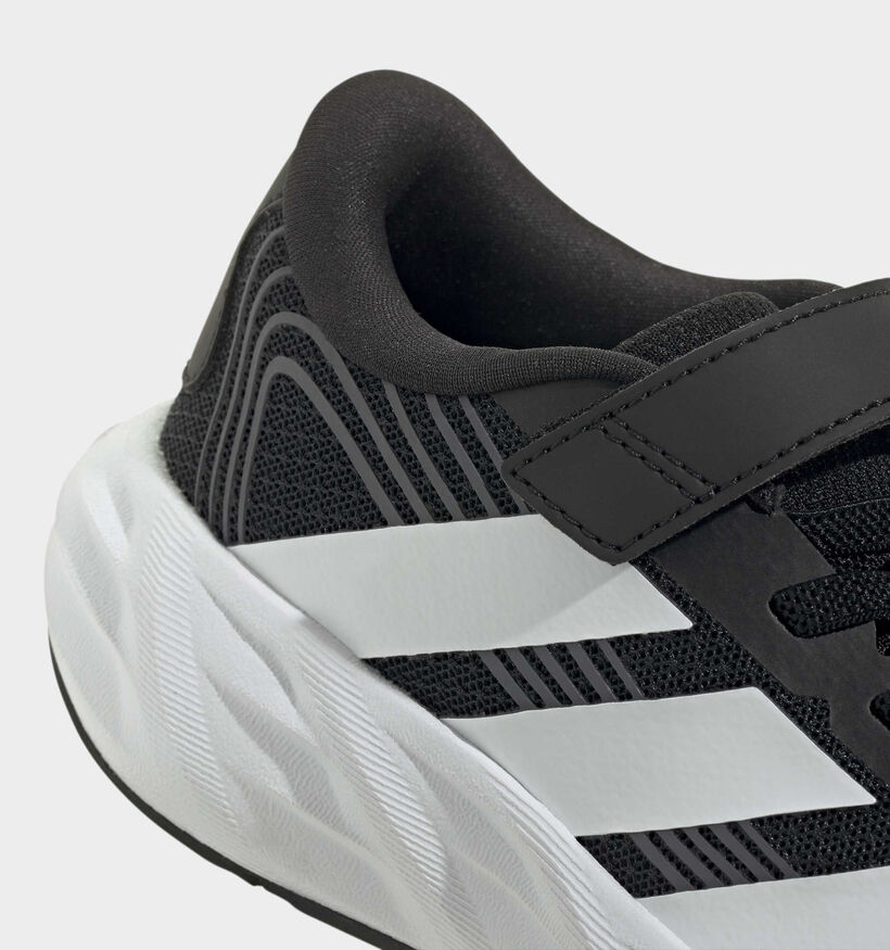 adidas Galaxy 8 Zwarte Sneakers voor jongens (375387)