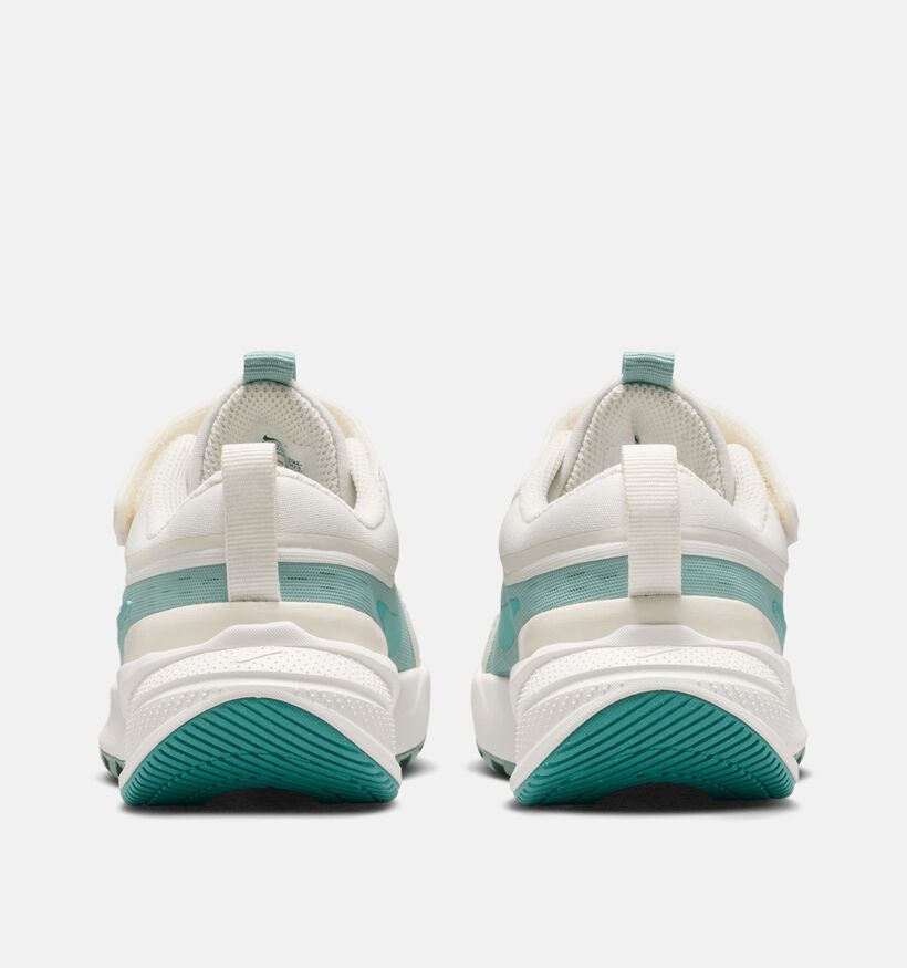 Nike Star Runner 5 Ecru/Groene Sneakers voor jongens (359873) - geschikt voor steunzolen