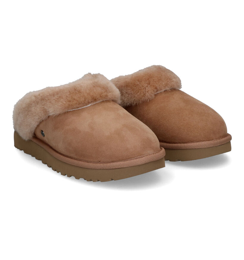 Ugg Classic Pantoufles en camel pour femmes (313748)